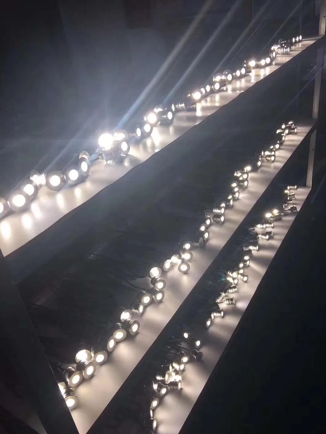 LED-stappenlicht Pad 12V 3W 24V IP65 Vierkanten Ondergrondse voetgangerspaadpad Voetgangers Jachten Tuinpad 2